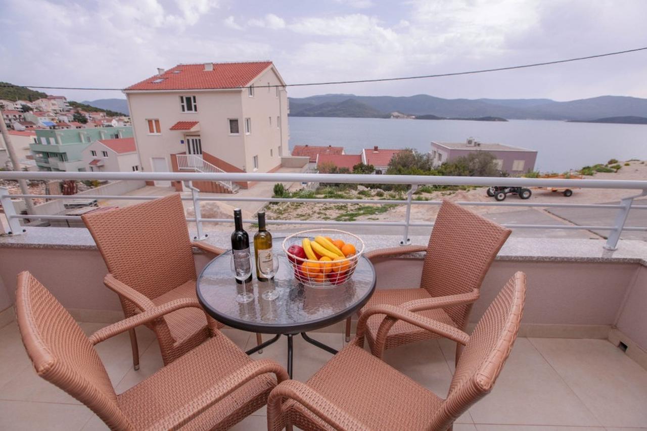 קלק Apartments Zoya מראה חיצוני תמונה