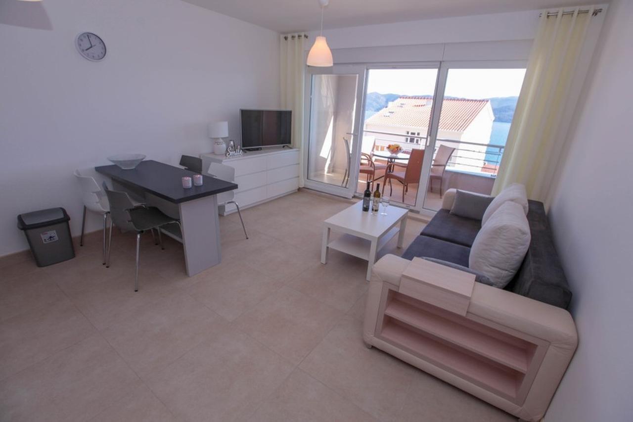 קלק Apartments Zoya מראה חיצוני תמונה