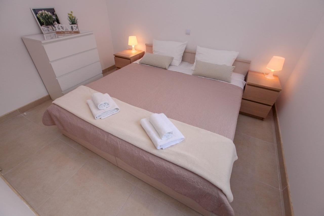קלק Apartments Zoya מראה חיצוני תמונה