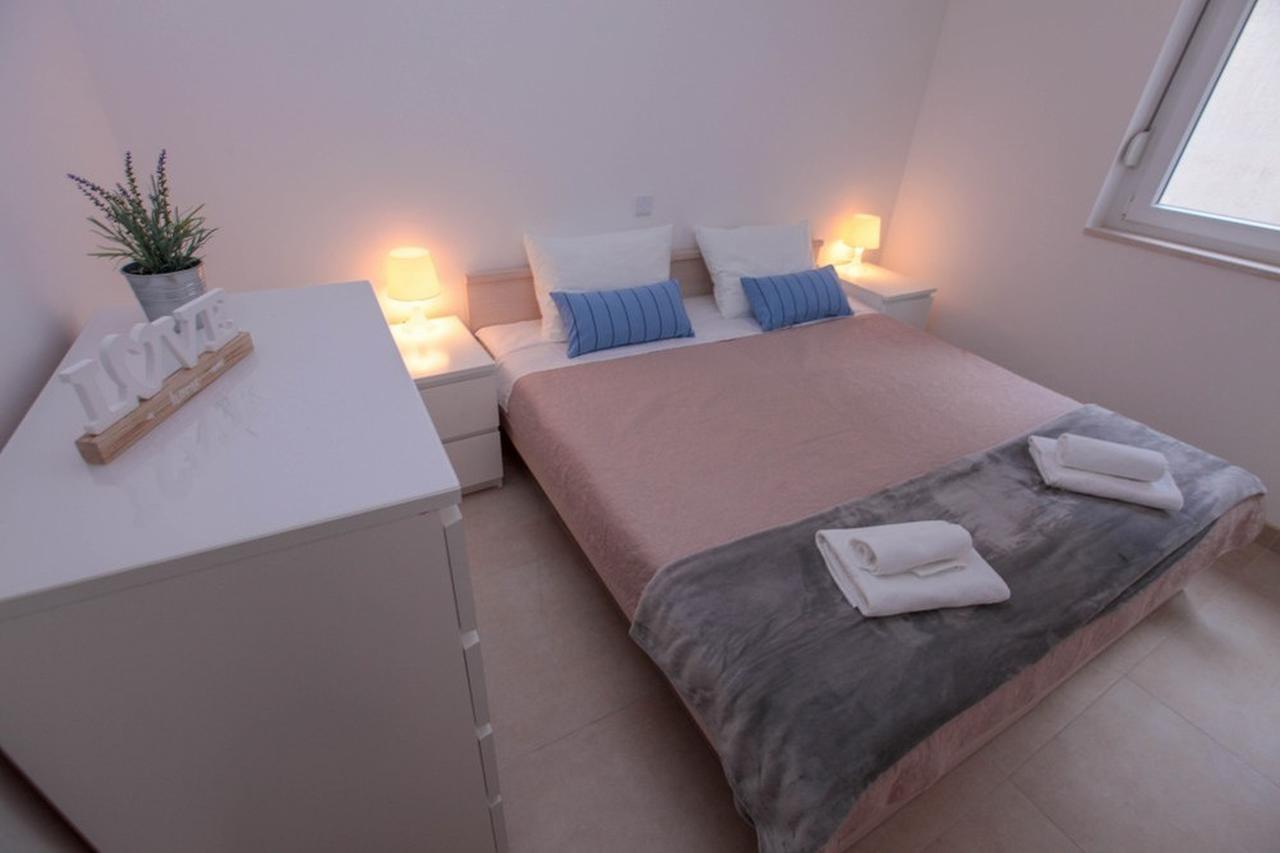 קלק Apartments Zoya מראה חיצוני תמונה