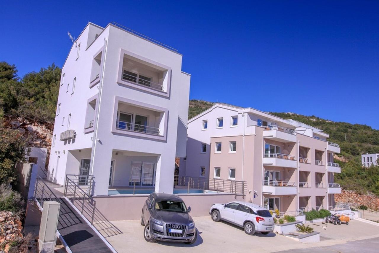 קלק Apartments Zoya מראה חיצוני תמונה