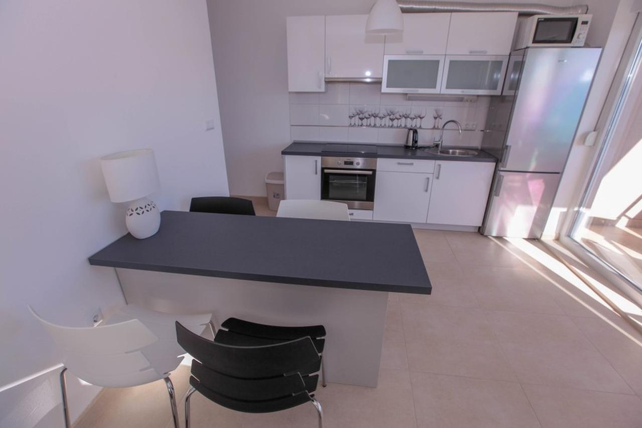 קלק Apartments Zoya מראה חיצוני תמונה