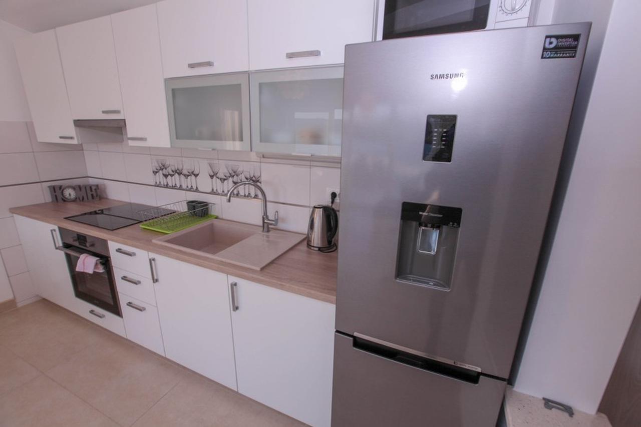 קלק Apartments Zoya מראה חיצוני תמונה