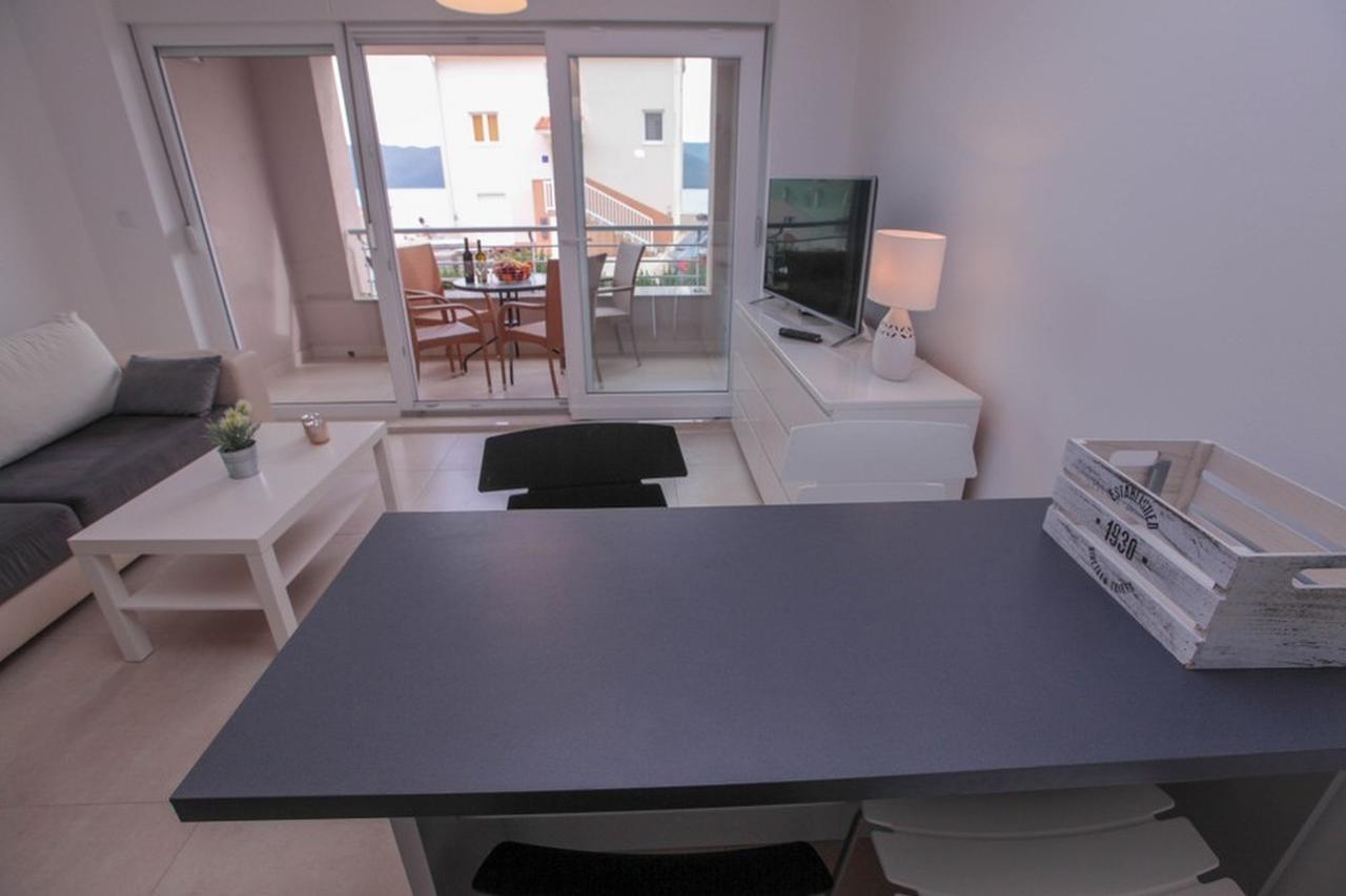 קלק Apartments Zoya מראה חיצוני תמונה